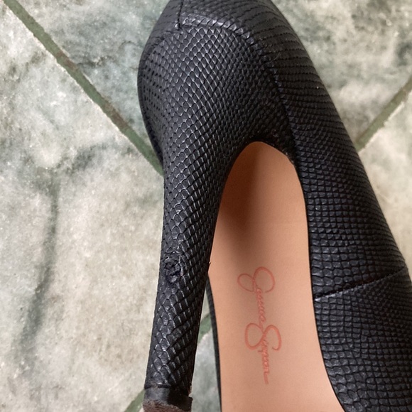 Black Jessica Simpson stilettos - Picture 6 of 8